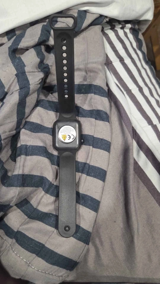 Black and Pink Smartwatches - photo 2
