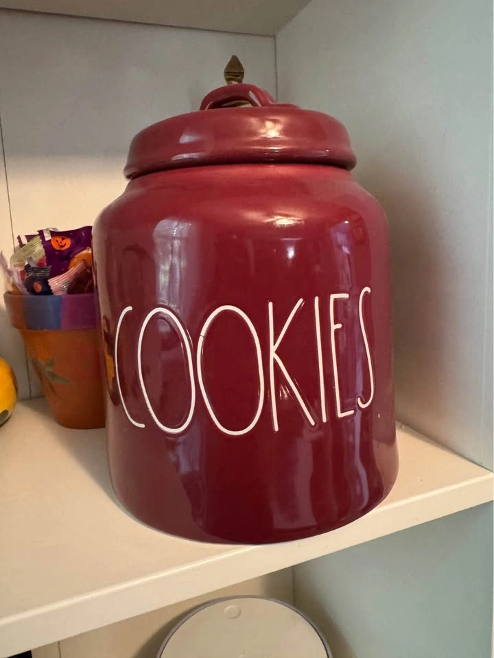 Rae Dunn Magenta COOKIES Ceramic Cookie Jar - photo 2