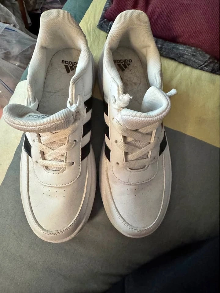 adidas Grand Court Shoes