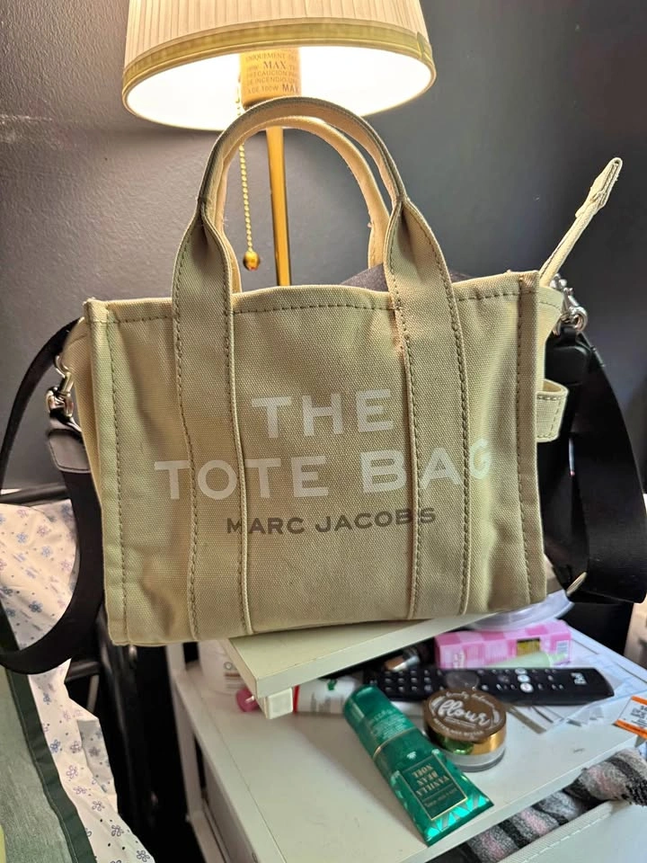 Marc Jacobs The Tote Bag