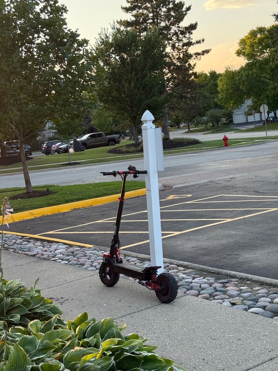 Iscooter ix5s, 30 mph, in good condition.