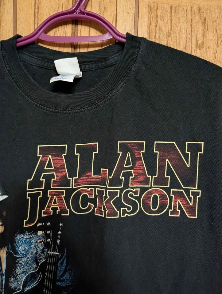 Vintage Alan Jackson "Live In Concert" T-Shirt - photo 2