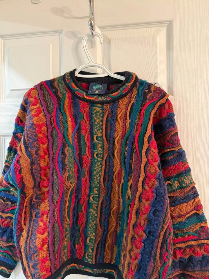 Limnos Australia 100% Pure New Wool 3D Knit Sweater - photo 3