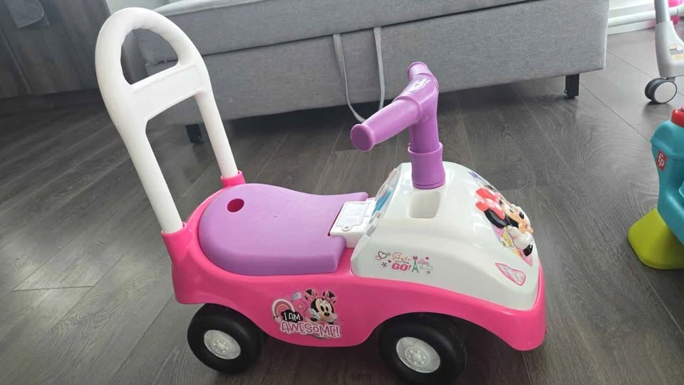 Kiddieland Minnie Mouse Ride-On Car - photo 2
