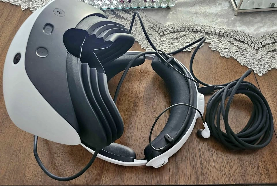 Sony PlayStation VR2 - Black Virtual Reality Headset