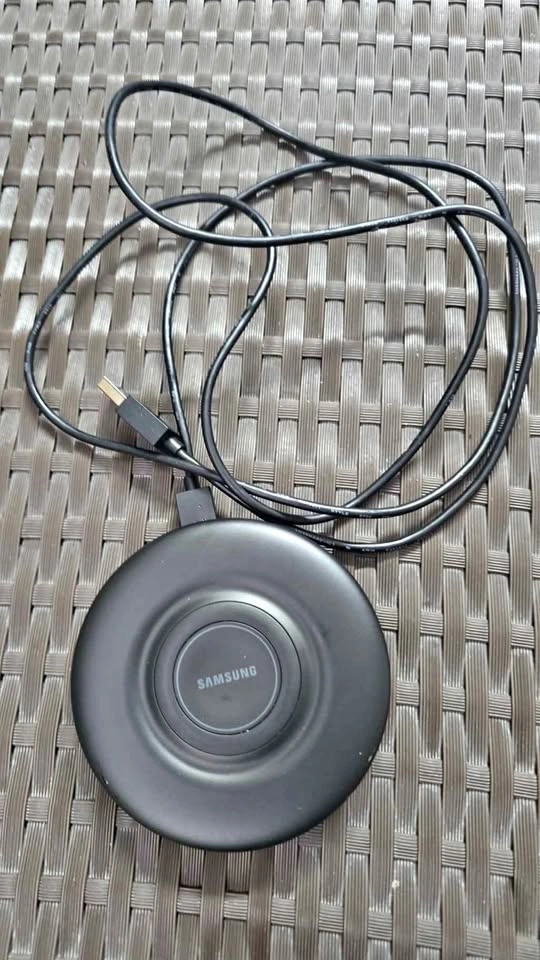 Samsung Wireless Charger Pad – Black