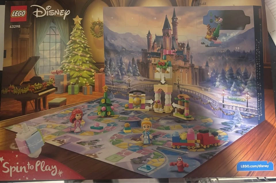 LEGO Disney Advent Calendar 2026 Set 43298 - photo 3