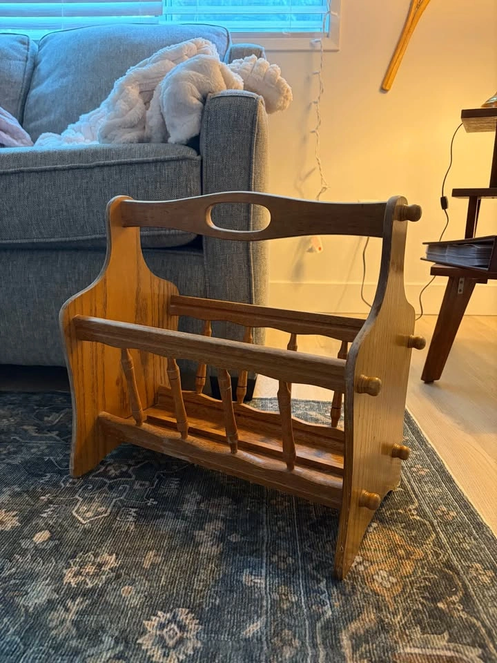 Vintage Wooden Magazine Rack - photo 4