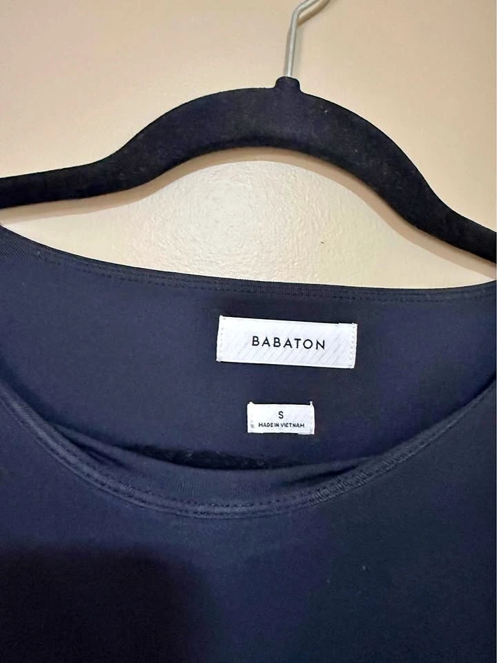 Aritzia tops