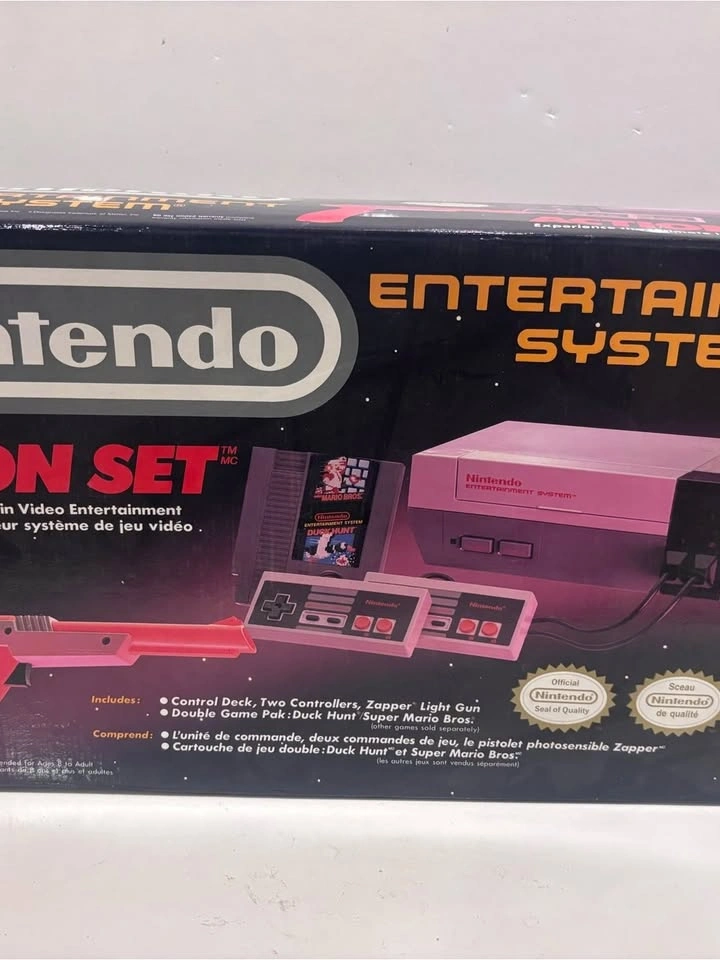 Nintendo NES Action Set Mattel Canada Box Zapper 2 Controllers - photo 2