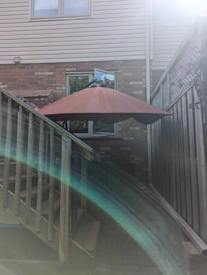 Terracotta Cantilever Patio Umbrella 10ft coverage - photo 2