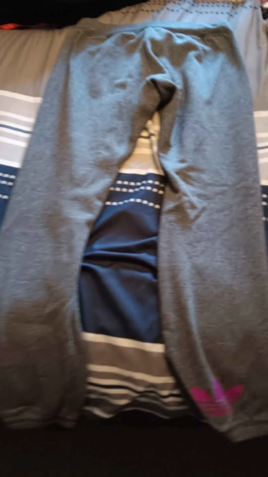 Adidas Sweatpants size small - photo 3