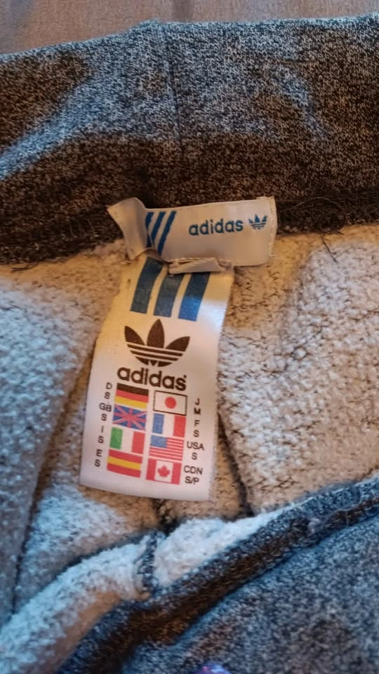 Adidas Sweatpants size small - photo 4