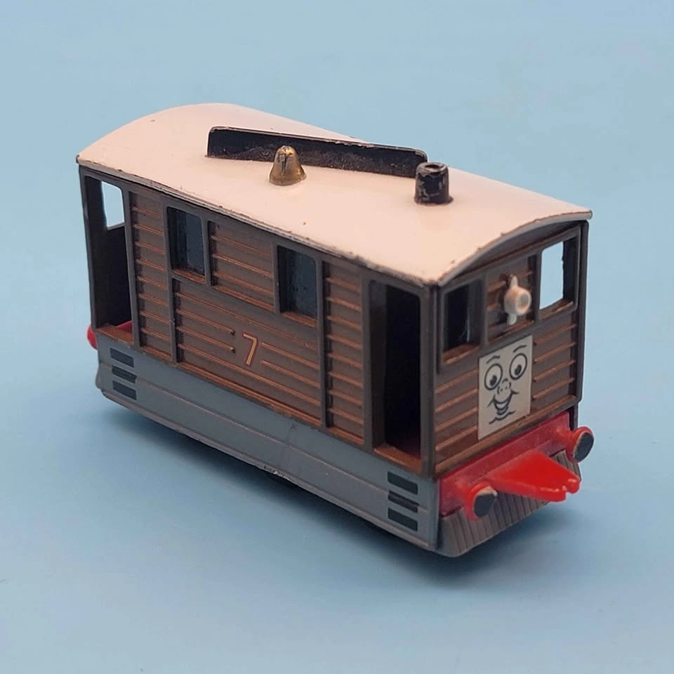 Thomas TOBY THE TRAM (1989) Engine Paper Face ERTL 1:64 Scale - photo 3