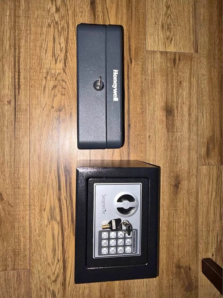 Keypad safe and lock box