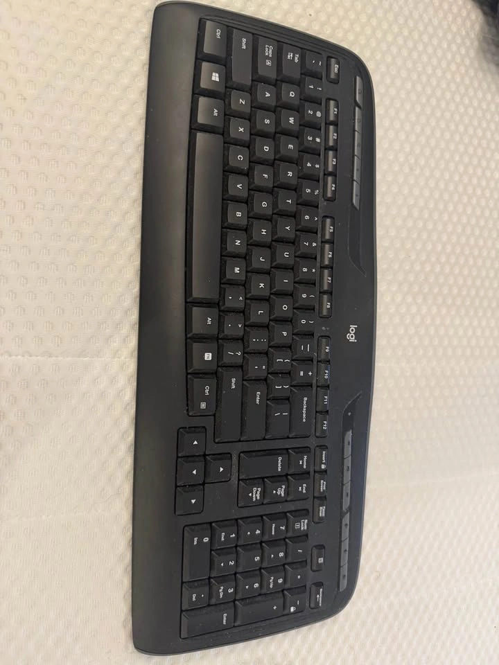 Logitech MK270 keyboard and mouse - photo 2