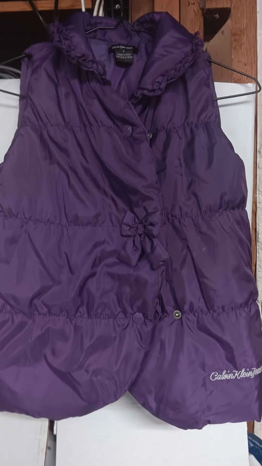 Calvin Klein Jeans Purple Puffer Vest Size 7 - photo 2