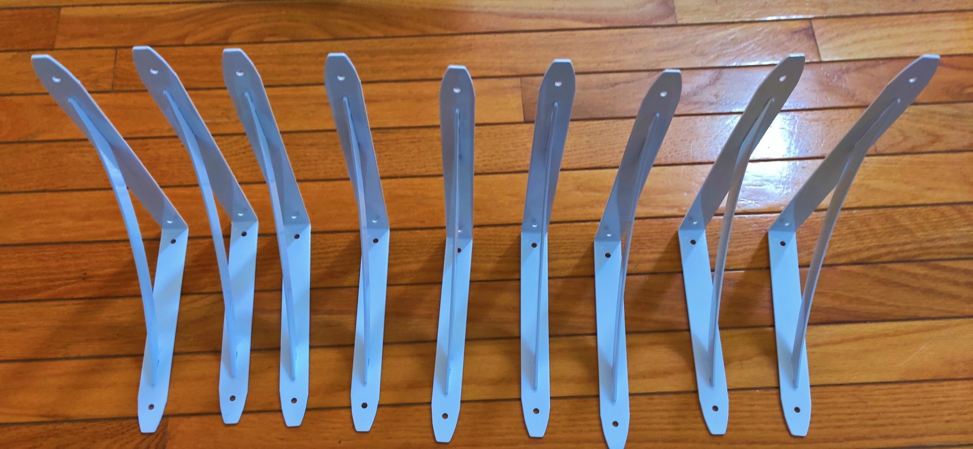 NEW Set of 9 White Metal Shelf/Cabinet Brackets