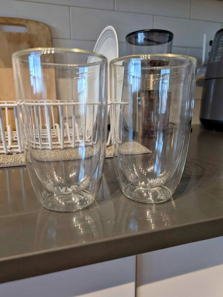 Viva Scandinavia Double-Walled Glass Mugs (Set of 2) – Like New