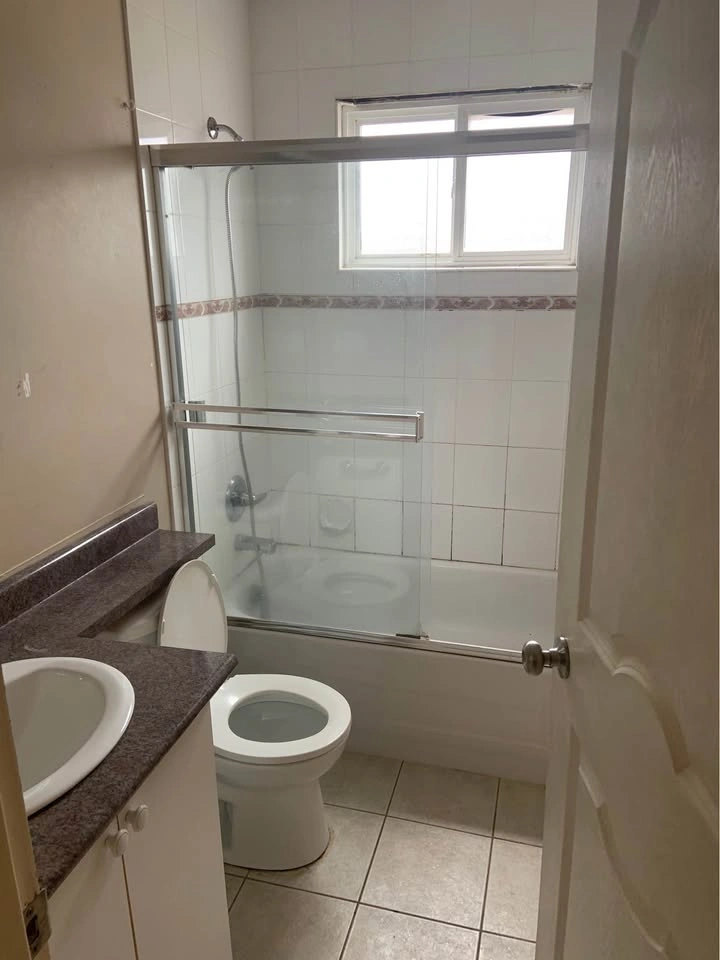 1 Bed 1 Bath - House - photo 5