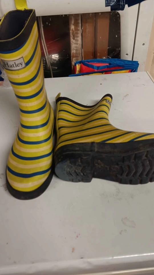 Hatley Striped Rain Boots size 1 - photo 3