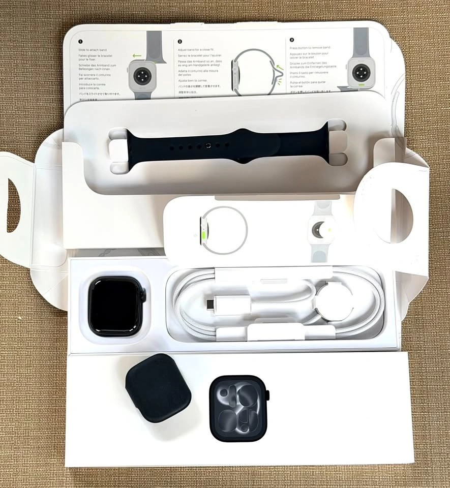 Like New 42mm Apple Watch Series 11 (GPS) with Warranty