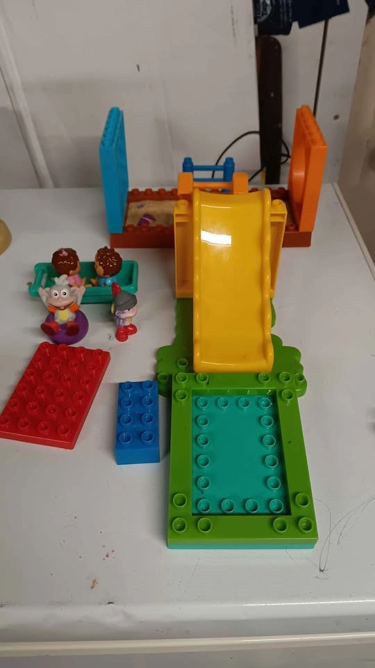 LEGO Duplo Dora the Explorer Playground Set - photo 2