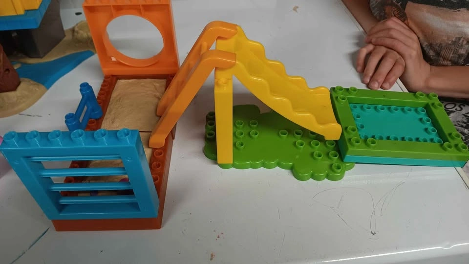 LEGO Duplo Dora the Explorer Playground Set - photo 5