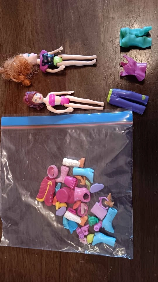 Polly Pocket Dolls and Accessories Lot - photo 3