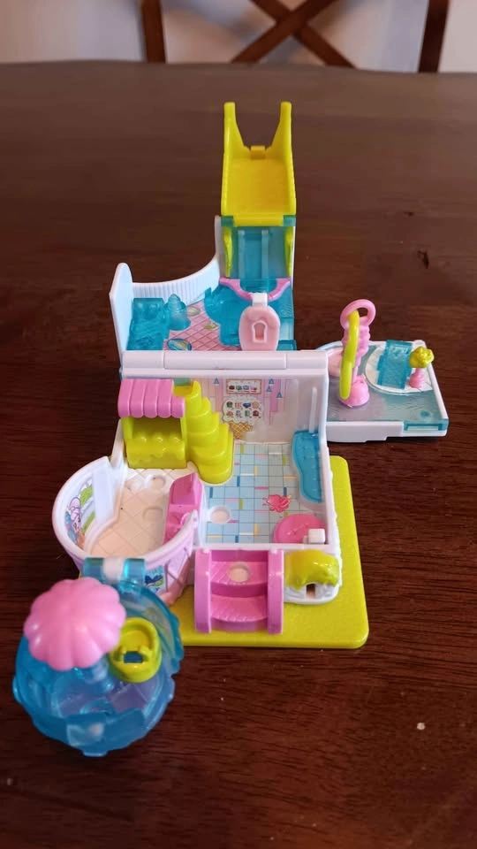 Shopkins Lil' Secrets Secret Shop Playset - photo 4