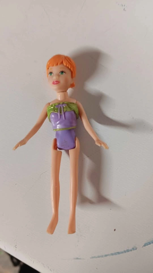 Mattel Polly Pocket Magnetic Doll and Fashion Lot - photo 5