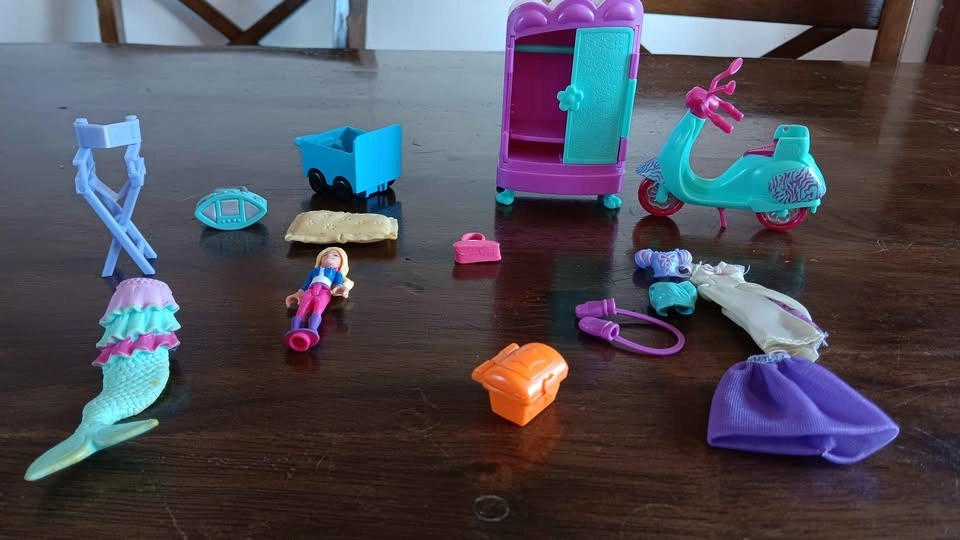 Polly Pocket Doll and Accessories Lot - photo 2