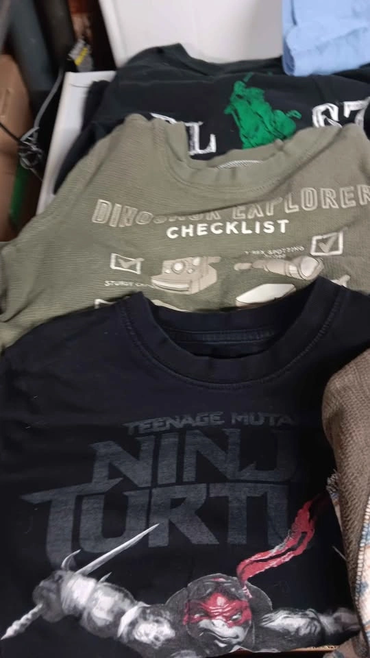 Newberry and Graphic Boys' Shirt Lot size 5/6 - photo 2