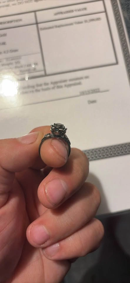 14K Gold 1Ct Black Diamond Ring - photo 3