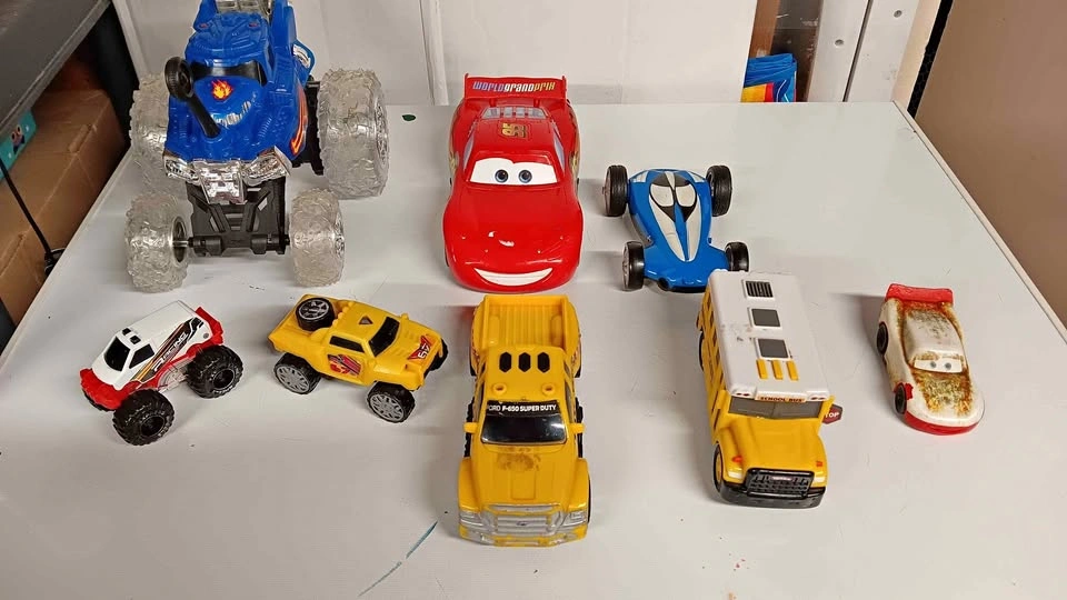 Disney Pixar Cars, Tonka, and Ford Toy Car Lot