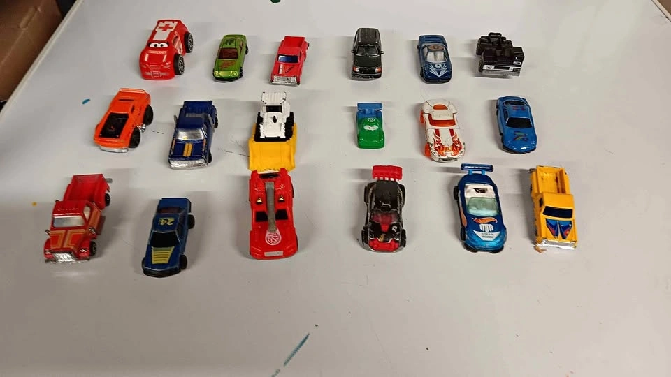 Assorted Hot Wheels and Matchbox Toy Car Lot