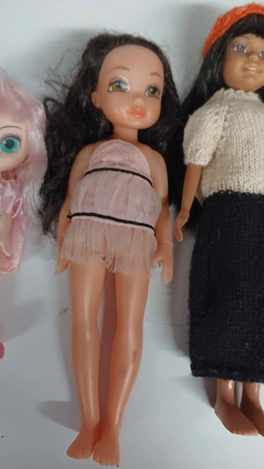 Lot of 3 Small Fashion Dolls - photo 2