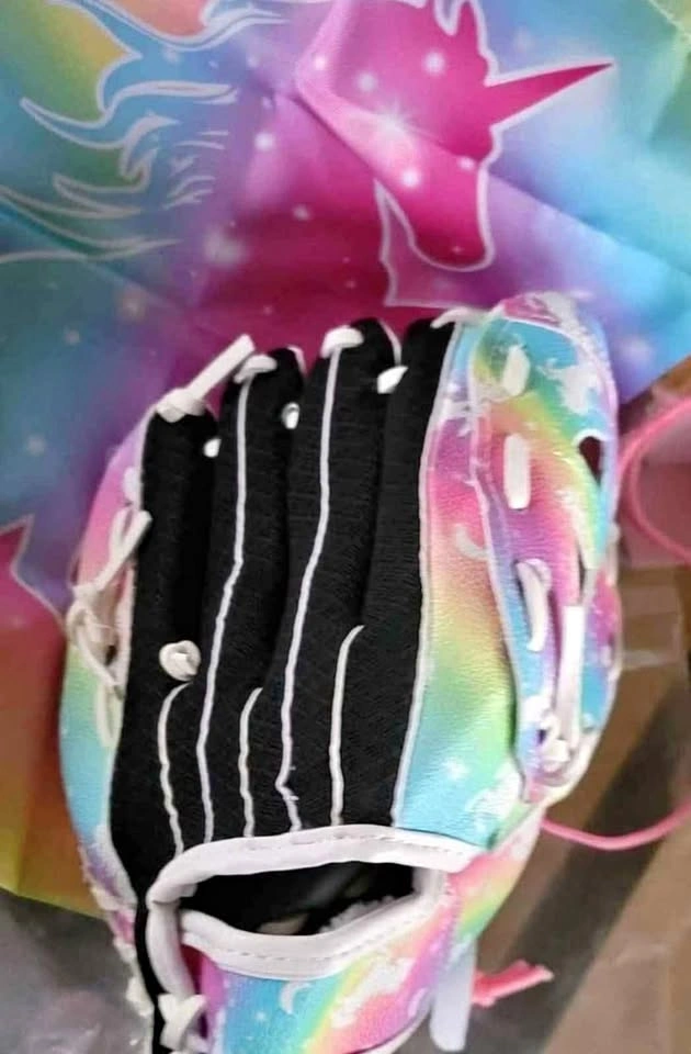 NEW Unicorn baseball Glove and Bag Set
