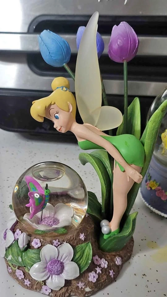 Disney Fairies Tinker Bell Snow Globe – 9"