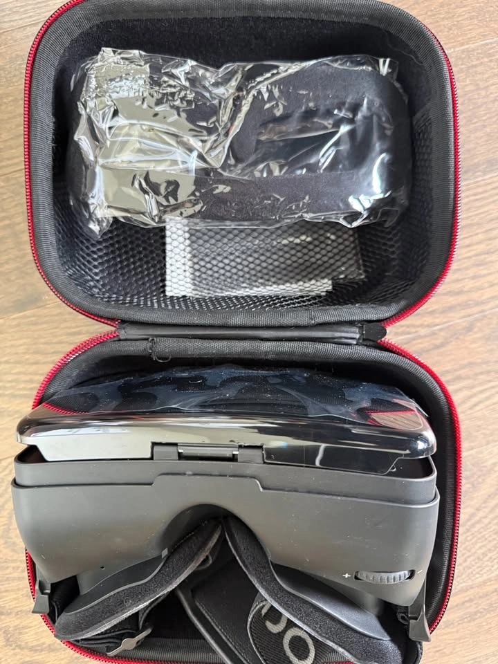Homido V2 Virtual Reality Smartphone Headset - photo 3