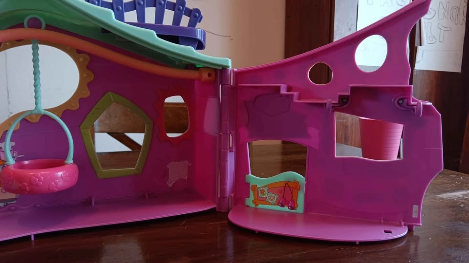 Vintage 2007 Hasbro LPS Clubhouse / Treehouse playset - photo 5