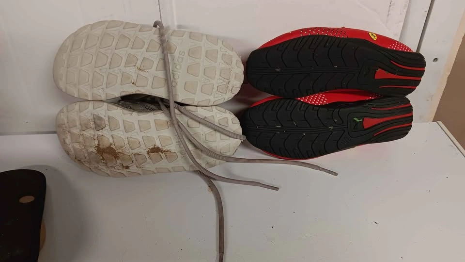 Kids' Adidas, Puma Sneakers and Linea Flip Flops Size 11 - photo 2
