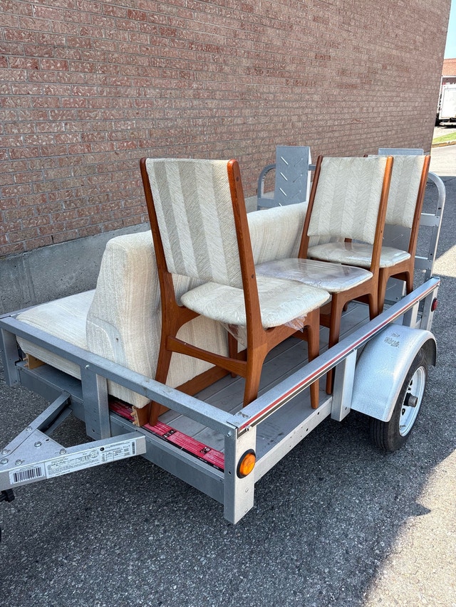 Consignment Selling Service for Furniture and Collectibles - photo 2