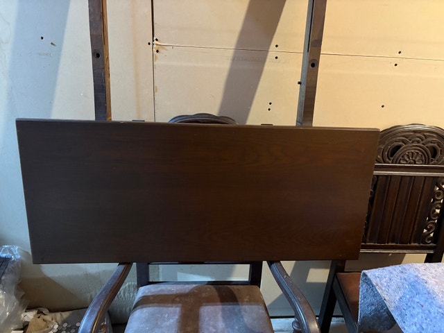 Antique Dining Room Table and 6 Leather Chairs - photo 3
