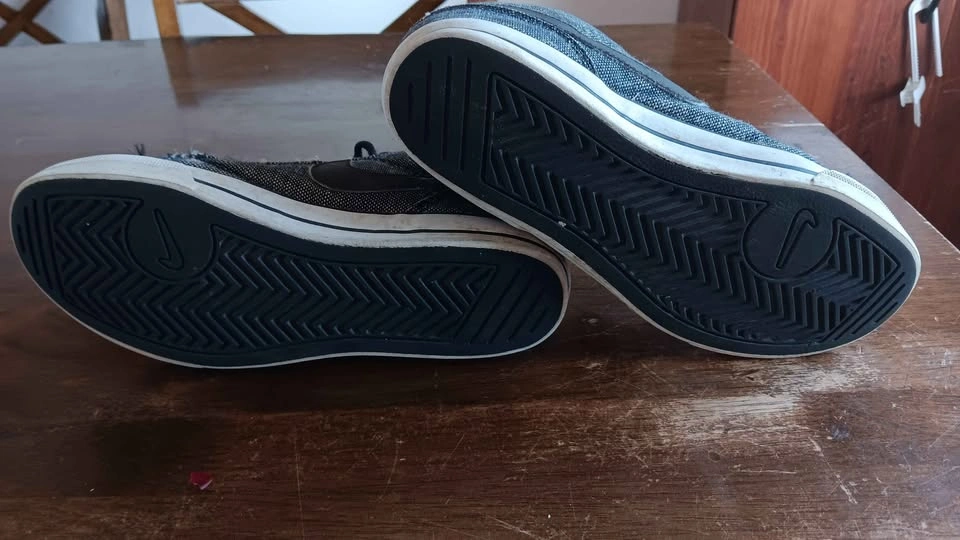 Nike Main Draw Mid GS Sneakers boys size 5 - photo 2