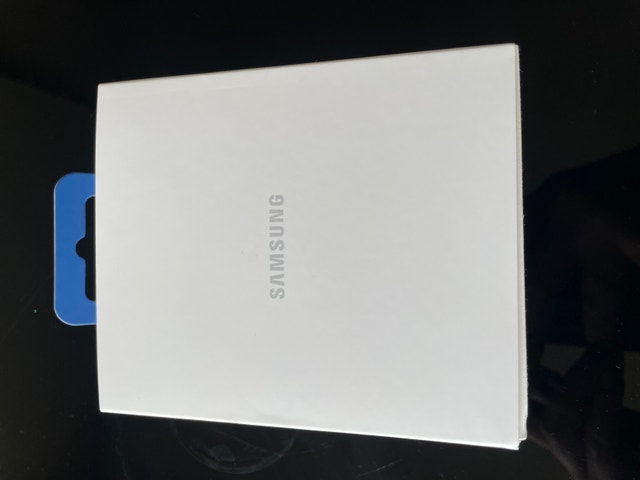 Samsung T7 Shield 2TB Portable SSD - photo 2