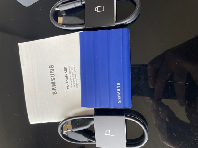 Samsung T7 Shield 2TB Portable SSD - photo 4
