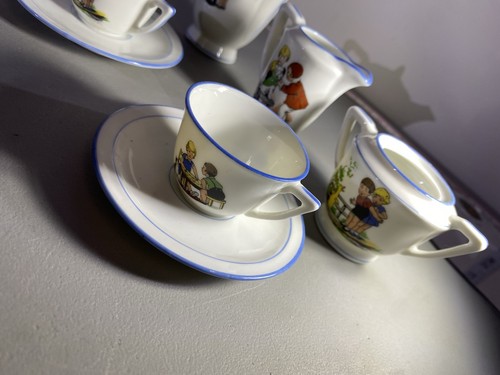 Choisy-le-Roi Children's Polychrome Earthenware Dinette Set - photo 3