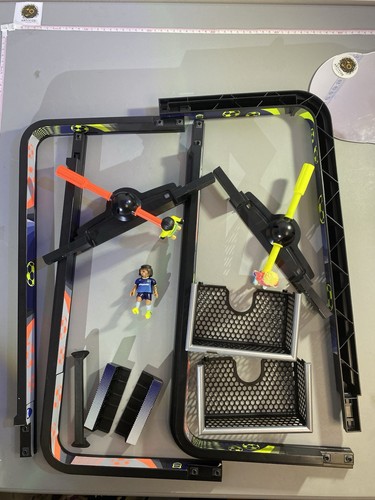 Playmobil Soccer Football Stadium 71120 Play Game Set - Parts - photo 2