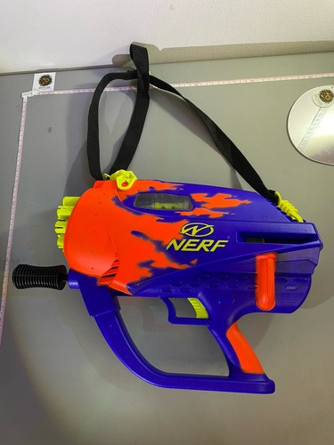 RARE Vintage 1999 Nerf Wildfire Rapid Fire Air Pressure Blaster
